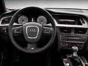 アウディ S4のインパネ画像