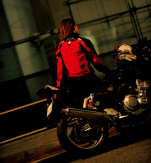 HONDA RIDING GEAR�̃��C���C���[�W