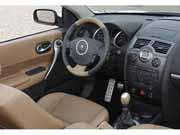 ルノー メガーヌカブリオレの画像3